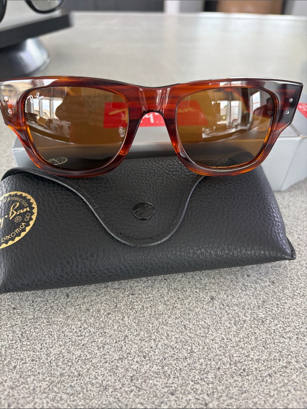 Ray-Ban unisex Striped Brown Mega Wayfarer Sunglasses